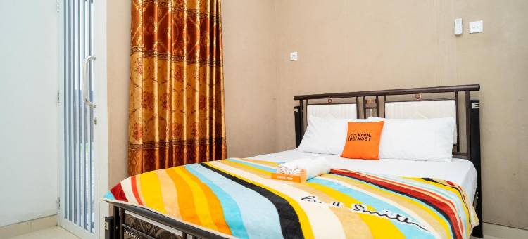 库尔科斯特伊斯兰酒店-近特加尔特兰斯马特(KoolKost Syariah Near Transmart Tegal)图片