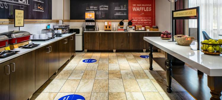 西本德欢朋套房酒店(Hampton Inn & Suites West Bend)图片