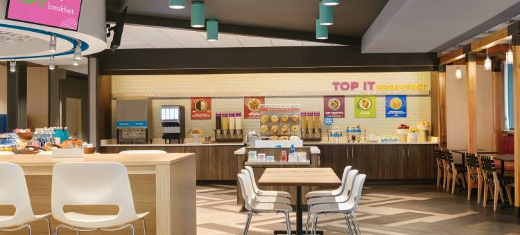 威廉姆斯维尔布法罗机场希尔顿特鲁酒店(Tru by Hilton Williamsville Buffalo Airport)图片