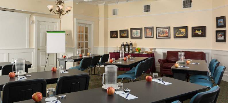 罗德凯登酒店(Lord Camden Inn)图片