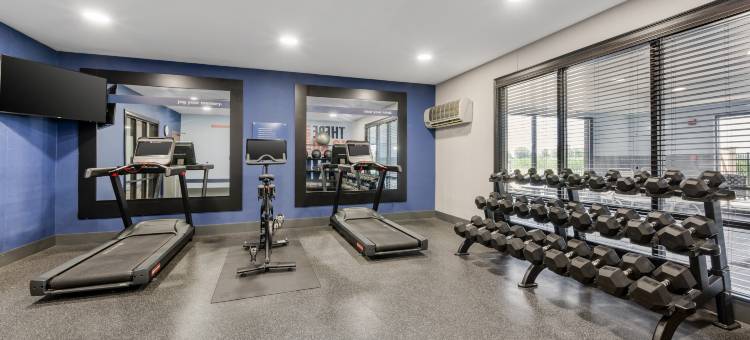 克劳福兹维尔希尔顿欢朋旅馆&套房酒店(Hampton Inn & Suites Crawfordsville)图片