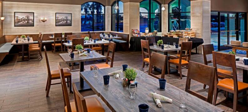 阿纳海姆福朋喜来登酒店(Four Points by Sheraton Anaheim)图片