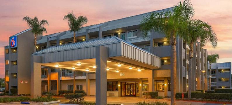 阿纳海姆大门6号汽车旅馆(Motel 6 Anaheim, CA - Maingate)图片
