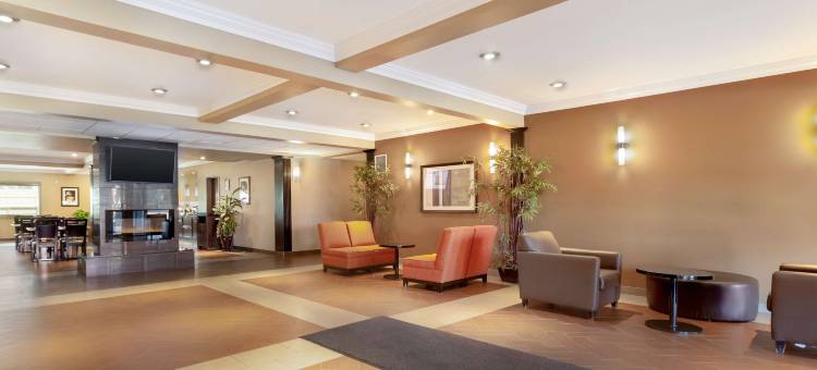 和平河贝斯特韦斯特优质套房酒店(Best Western Plus Peace River Hotel  Suites)图片