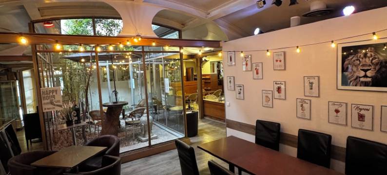 小卡波拉尔酒店(Hôtel Au Petit Caporal)图片