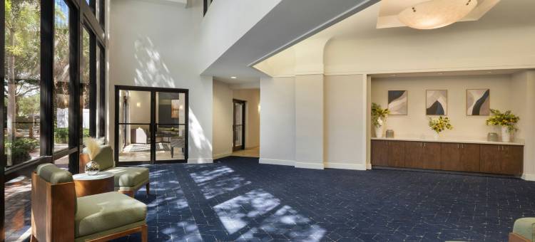 可可比奇海滩卡纳维拉尔角万怡酒店(Courtyard Cocoa Beach Cape Canaveral)图片