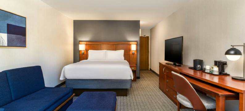 纳透马斯萨克拉门托机场万怡酒店(Courtyard Sacramento Airport Natomas)图片