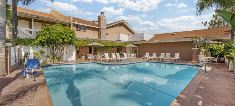 四轮马车贝斯特韦斯特优质酒店(Best Western Plus Carriage Inn)图片