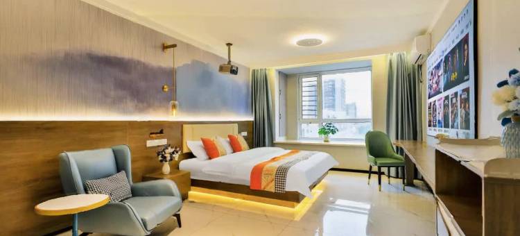 一朵·智选影音酒店(龙之梦滂江街地铁站店)图片