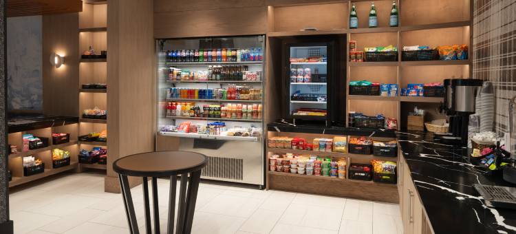 普罗维登斯机场希尔顿DoubleTree酒店(DoubleTree by Hilton Warwick Providence Airport)图片