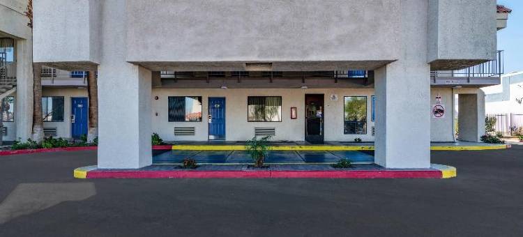 兰乔米拉奇千棕榈罗德威套房酒店(Rodeway Inn & Suites Thousand Palms - Rancho Mirage)图片
