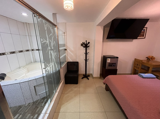 米拉格罗斯旅馆