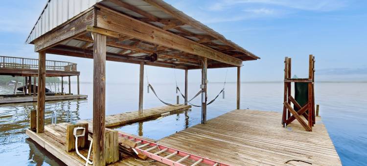 3BR Waterfront Home: Rural & Unique图片