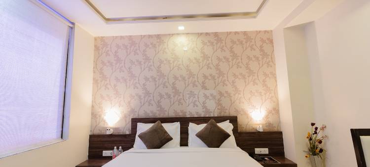 Fabhotel签名旅馆(FabHotel Signature Inn)图片