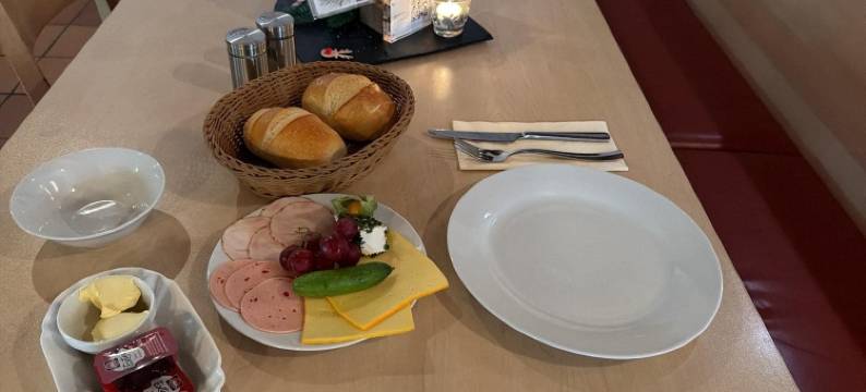 Waldherberge Sargenroth图片