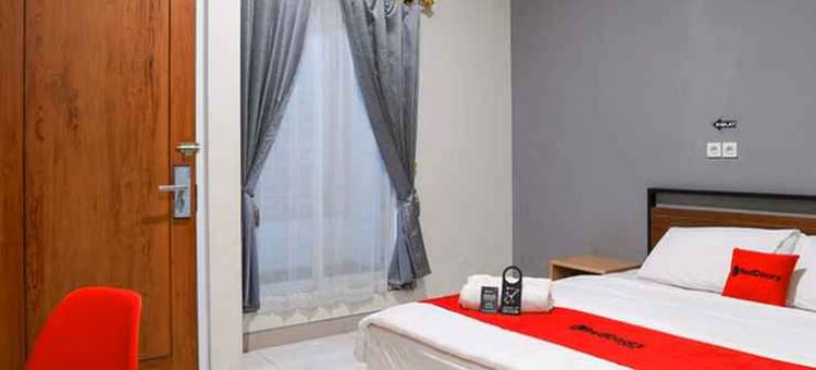 RedDoorz at Araya House Ngawi图片