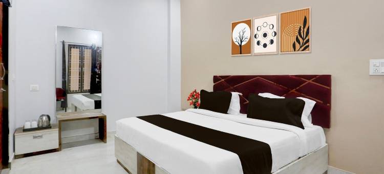 超豪华房莫希尼旅馆(OYO Hotel O Bareilly Near Satellite Bus Stand)图片
