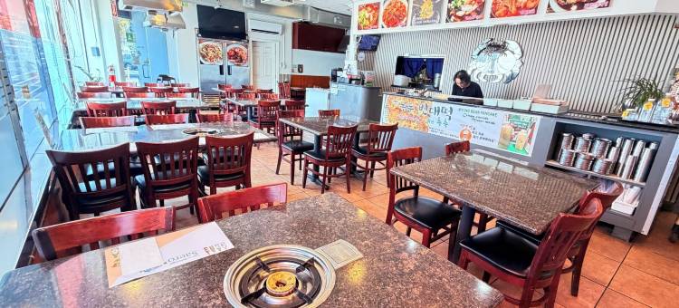 霍姆特尔套房酒店(Hometel Suites)图片