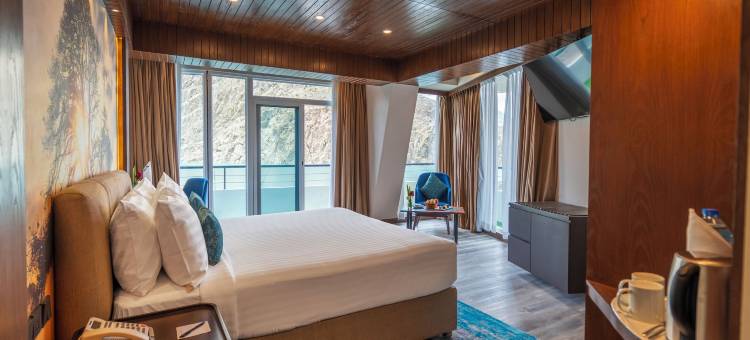 珍珠大陆阿塔巴德湖(Pearl Continental Attabad Lake)图片