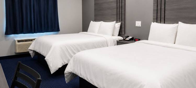 布什国际机场美洲最佳价值套房酒店(Americas Best Value Inn and Suites Bush International Airport)图片