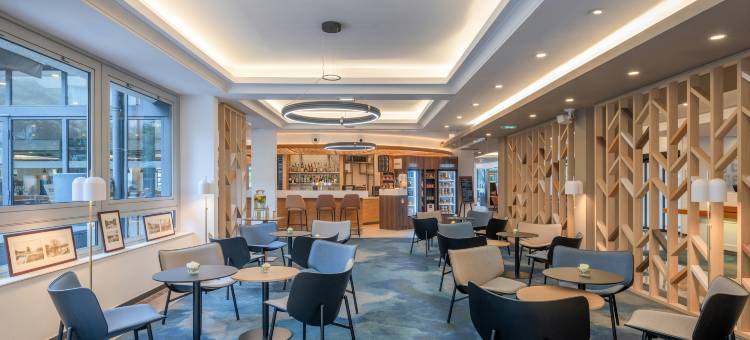 希尔顿逸林酒店巴黎布吉瓦尔(DoubleTree by Hilton Paris Bougival)图片