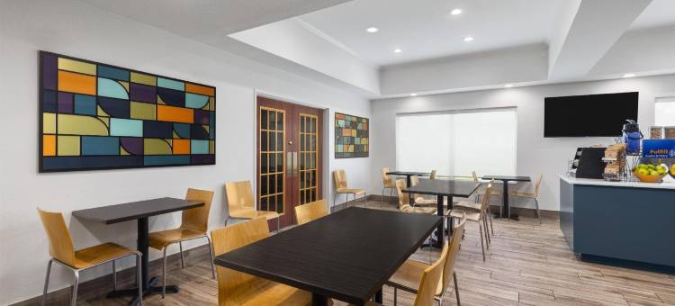 奥本代尔贝斯特韦斯特套房酒店(Best Western Auburndale Inn  Suites)图片
