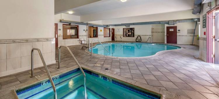 柑橘套房雷德兰兹洛马琳达酒店(Citrus Suites Redlands Loma Linda Hotel)图片