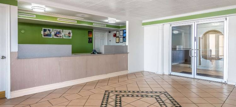 沃思堡西医药中心6号一室公寓酒店(Studio 6 Fort Worth, TX - West Medical Center)图片