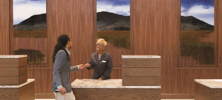 俄克拉何马城市区医疗中心希尔顿安泊酒店(Embassy Suites by Hilton Oklahoma City Downtown Medical Center)图片