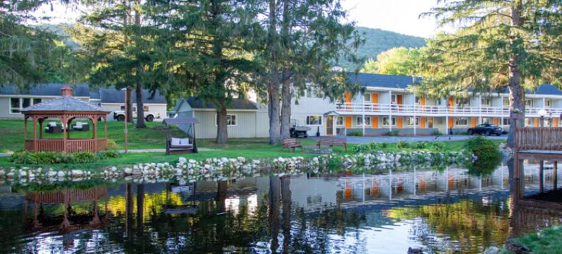 伍德沃兹白山度假村，贝斯特韦斯特品质精选(Woodwards White Mountain Resort, BW Signature Collection)图片