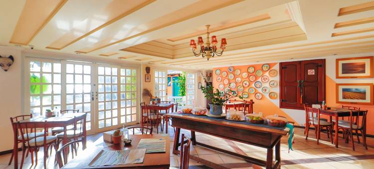 马纳里普莱雅酒店(Manary Praia Hotel)图片