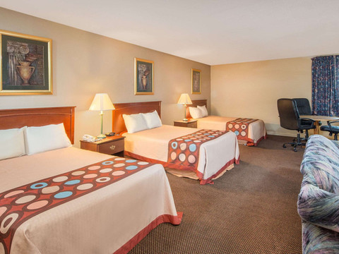 森特维尔-里士满速8酒店