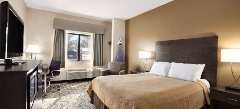 哥伦比亚购物中心戴斯酒店(Days Inn by Wyndham Grand Forks Columbia Mall)图片