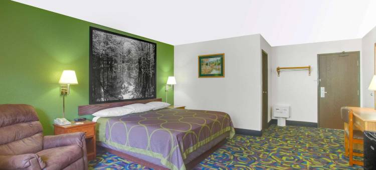 拉德福德速8酒店(Super 8 by Wyndham Radford VA)图片