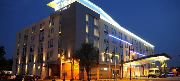 查尔斯顿机场雅乐轩酒店及会议中心(Aloft Charleston Airport & Convention Center)图片