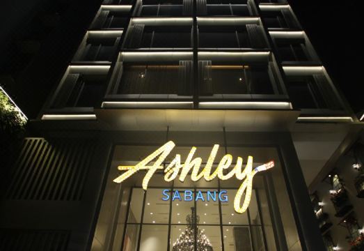Ashley Sabang Jakarta Hotel Overview