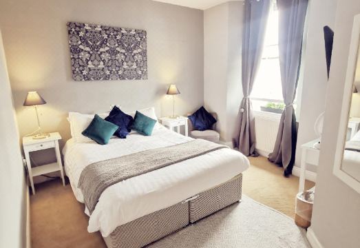 The EllerayHotel Overview