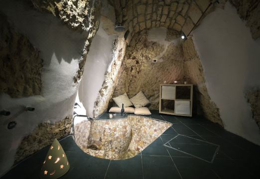 Victoria Suite by PCB Hotel Overview