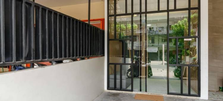 红多兹酒店@孟加勿刹2(RedDoorz @ Mangga Besar 2)图片