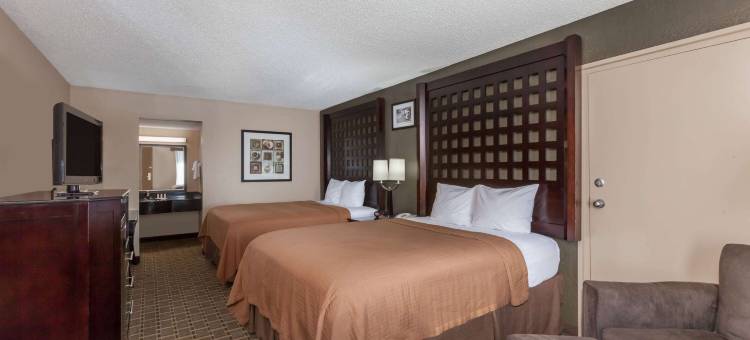 阿托卡速8酒店(Super 8 by Wyndham Atoka)图片