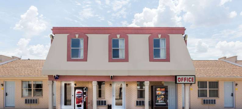 秘鲁骑士酒店(Knights Inn Peru)图片