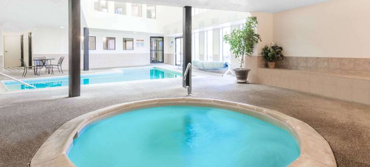 卡尔代尔温德姆戴斯酒店(Days Inn by Wyndham Carbondale)图片