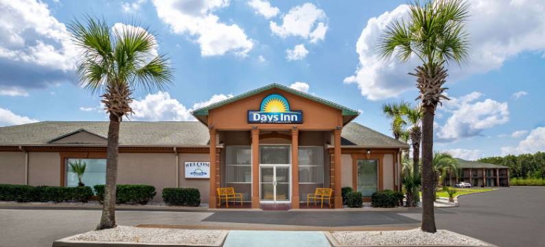 哈代维尔95号州际公路戴斯酒店(Days Inn by Wyndham Hardeeville/ I-95 State Line)图片