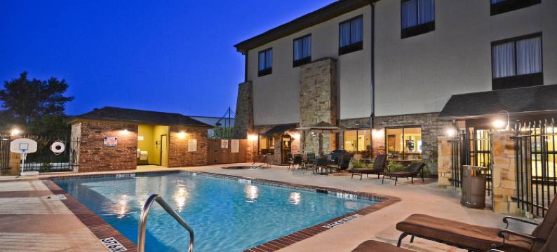 艾莫里福克湖贝斯特韦斯特优质套房酒店(Best Western Plus Emory at Lake Fork Inn  Suites)图片