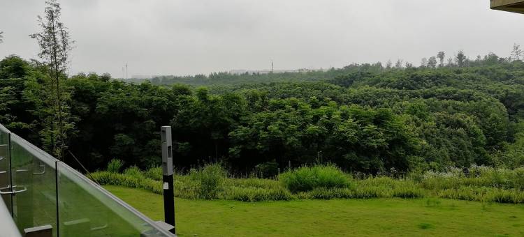 紧到长不乖的温馨小窝公寓(平祥路分店)图片
