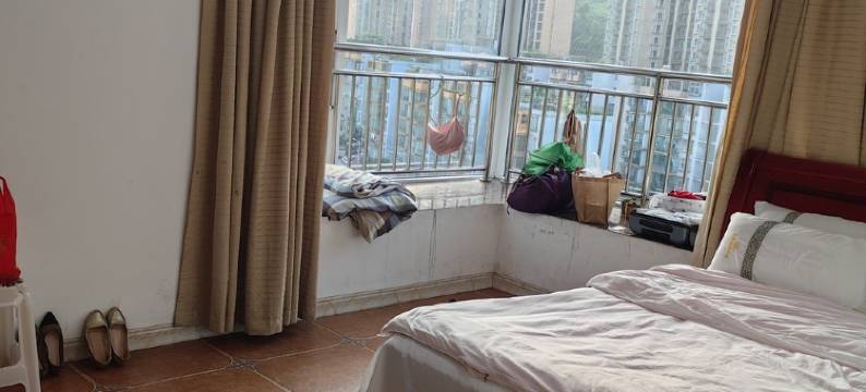 周春梅公寓(明湖路1号分店)图片