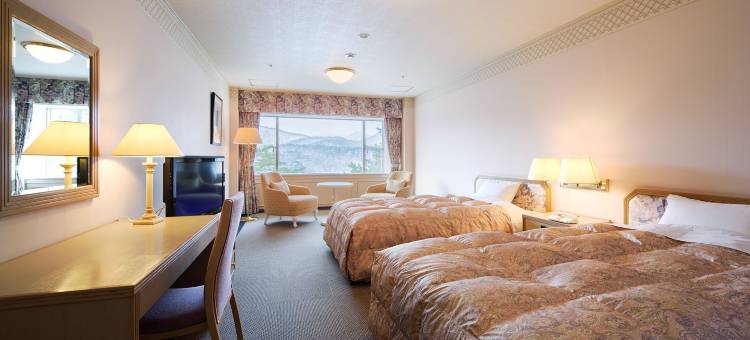 里盘梯湖畔度假村 五色之森(Urabandai Lake Resort Goshiki No Mori)图片