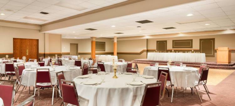 海岸急流酒店(Coast Swift Current Hotel)图片