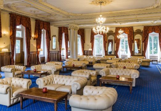 Hotel Reine Victoria Hotel Overview