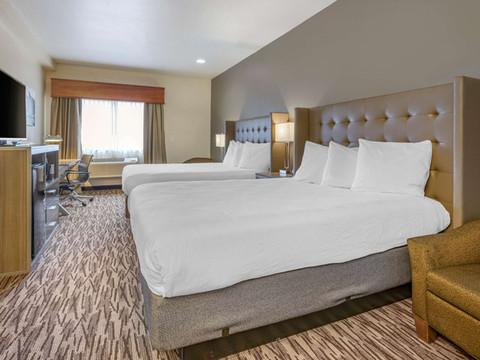 胡椒树机场贝斯特韦斯特优质酒店